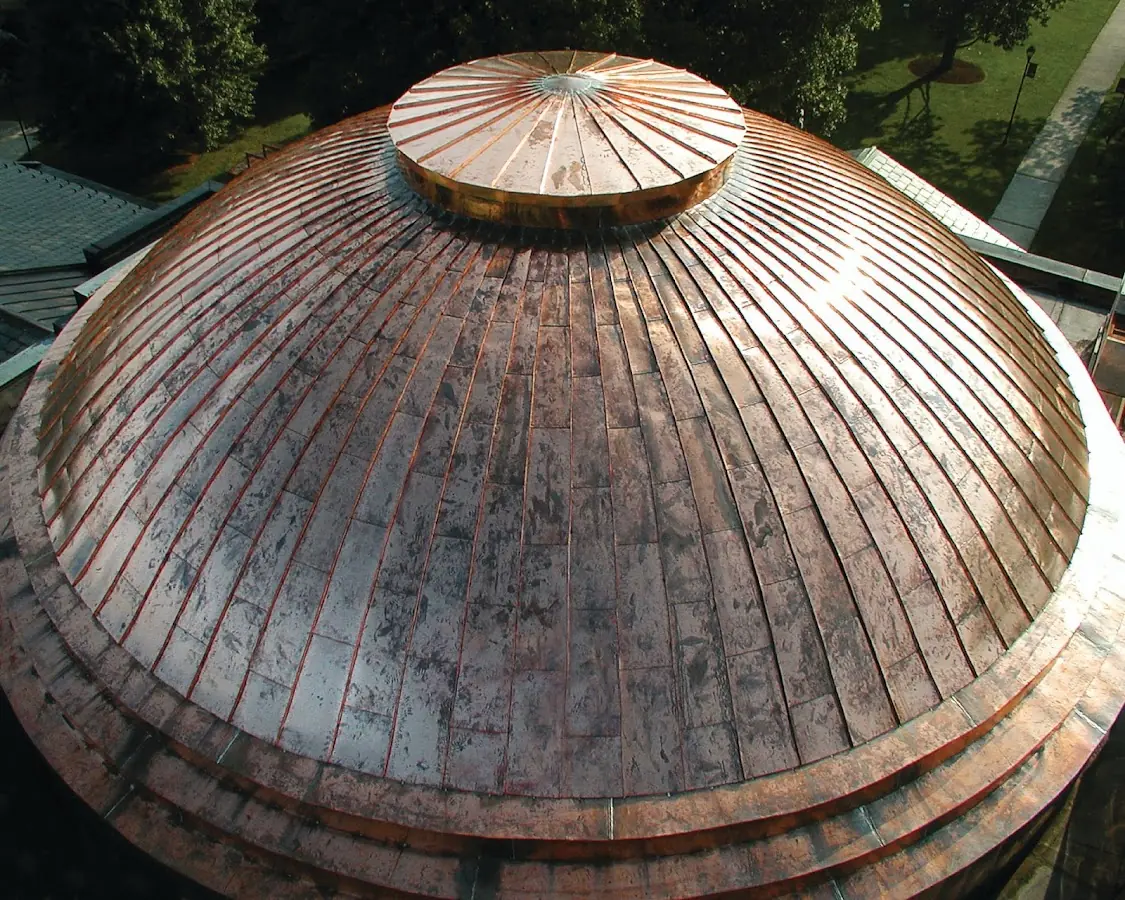 Craftsman Roofing crew installing a new roof in Daisy Lake